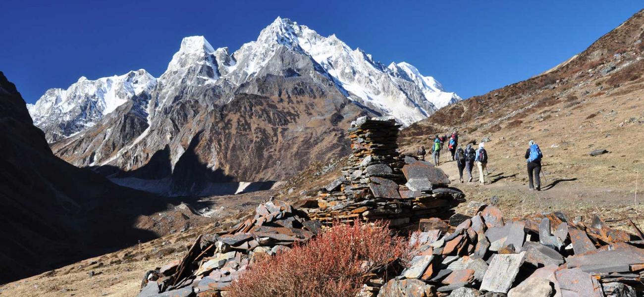 Trek to Manaslu